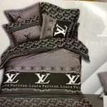 Louis Vuitton Bed Set (2 bedsheets/ 4pillowcases for kingsize bed )