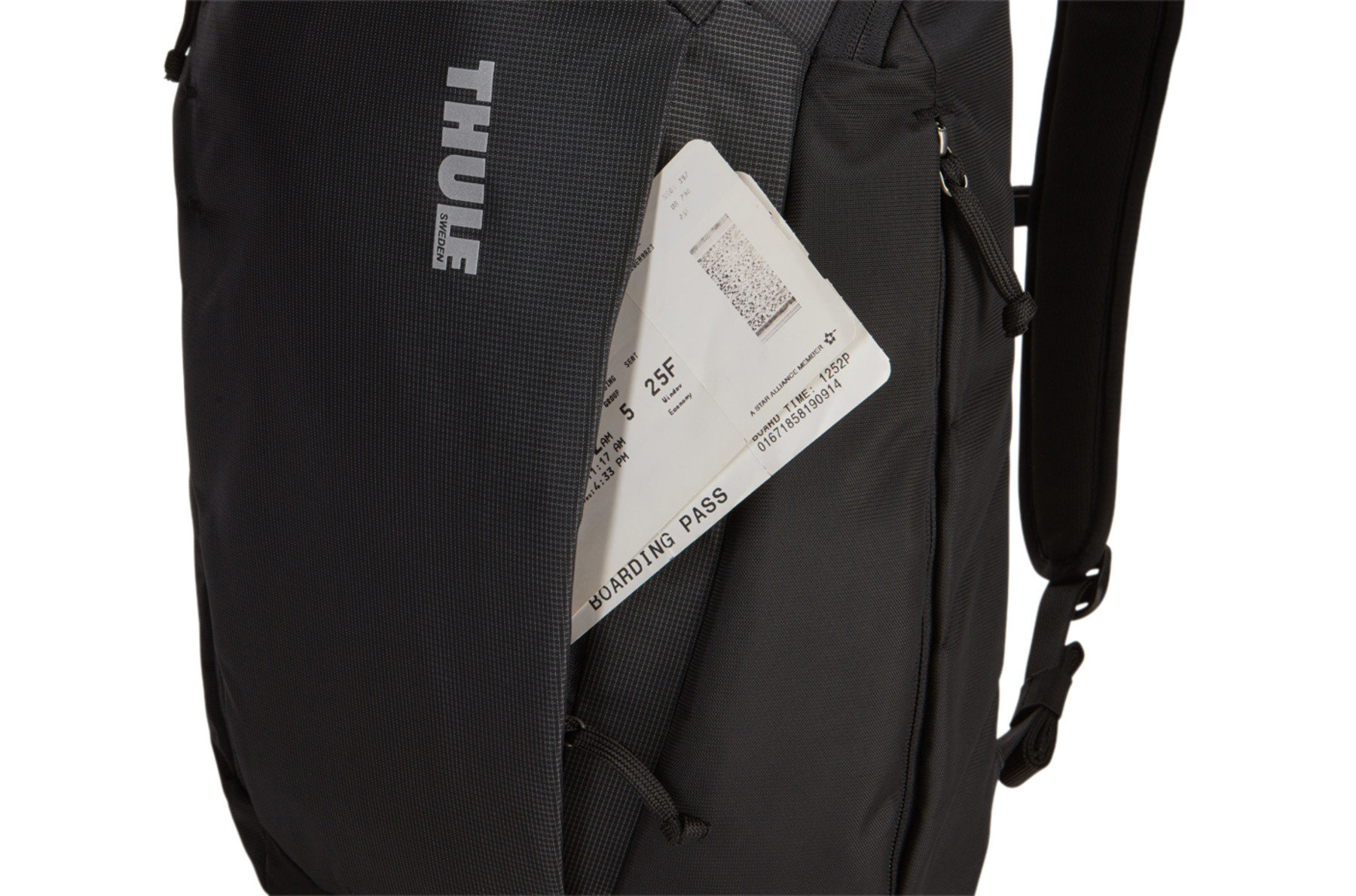 thule enroute blur 23l