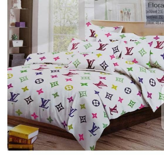 Louis Vuitton Bed Sheets (2 bedsheets/ 4pillowcases for kingsize bed)