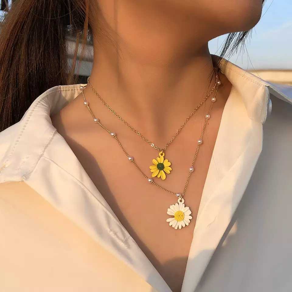 Sunflower layer necklace ( comes with earrings)