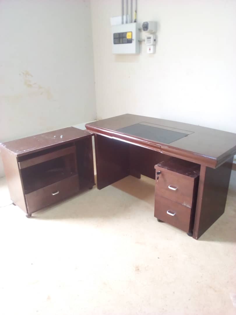 where to buy l shaped desk in ghana