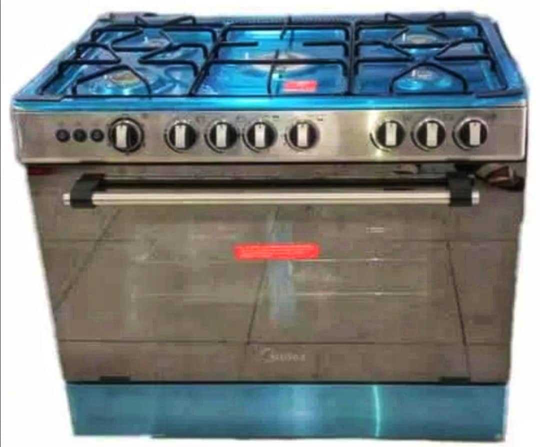 Midea 5 Burner Gas Cooker With Oven