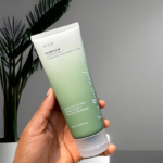 Anua Quercitinol Deep Cleansing Foam