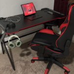 Gaming chair and table